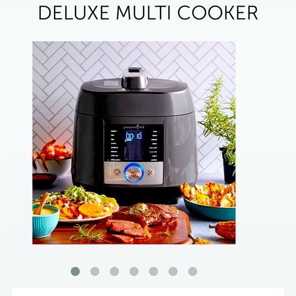Pampered Chef Deluxe Multi Cooker - Picture 1 of 1